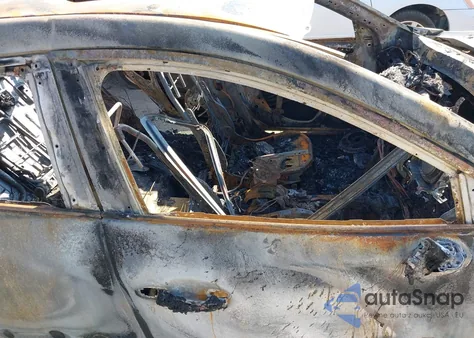 2014 Mazda Mazda3 I Touring из США, поврежденный, VIN JM1BM1L75E1195400